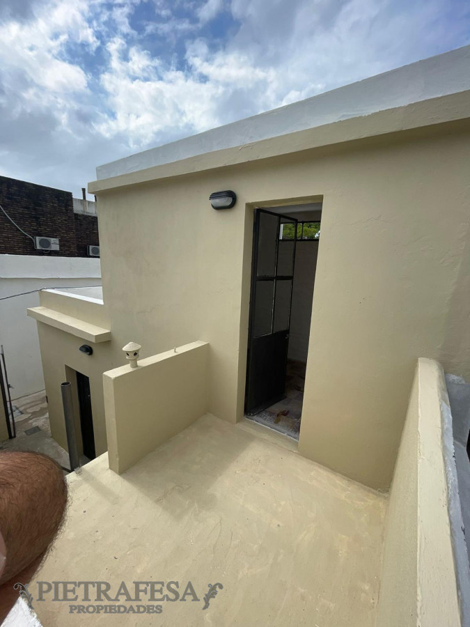 Casa ID.9014 - Casa en venta 2 dormitorios, 1 baño y azotea-Malvin