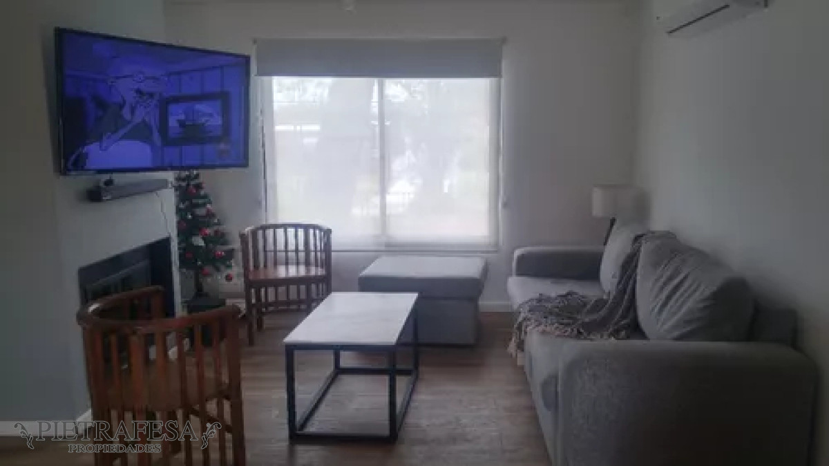 Casa ID.12724 - Casa en venta, 2dormitorios, 1baño, patio con parrillero, cochera. Solymar.