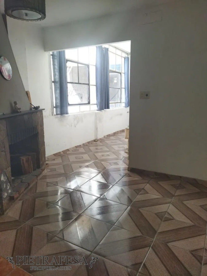Casa ID.13254 - Casa en venta 2 dormitorios, 2 baños, garaje-, La Comercial