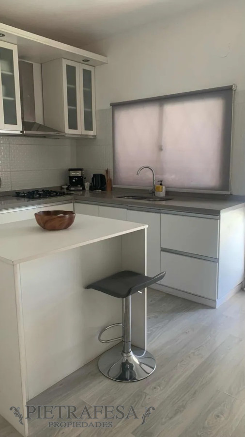 Casa ID.13503 - Casa en venta 1 dormitorios, 2 baños, patio, cochera- Maroñas 