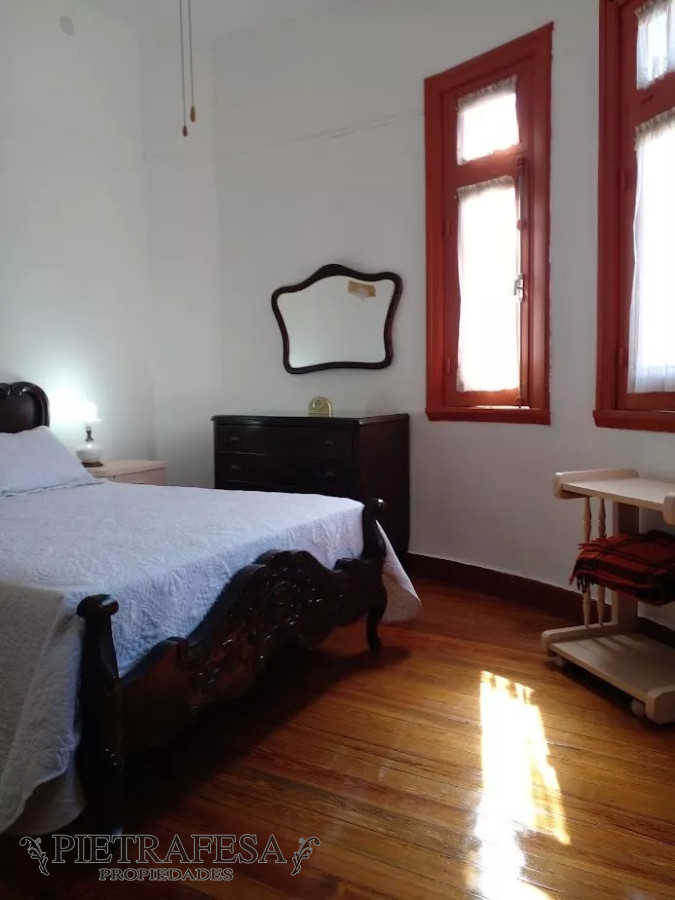 Casa ID.7993 - Casa mas local en venta, 3 dormitorios, 3 baños y azotea-Ejido-Barrio Sur