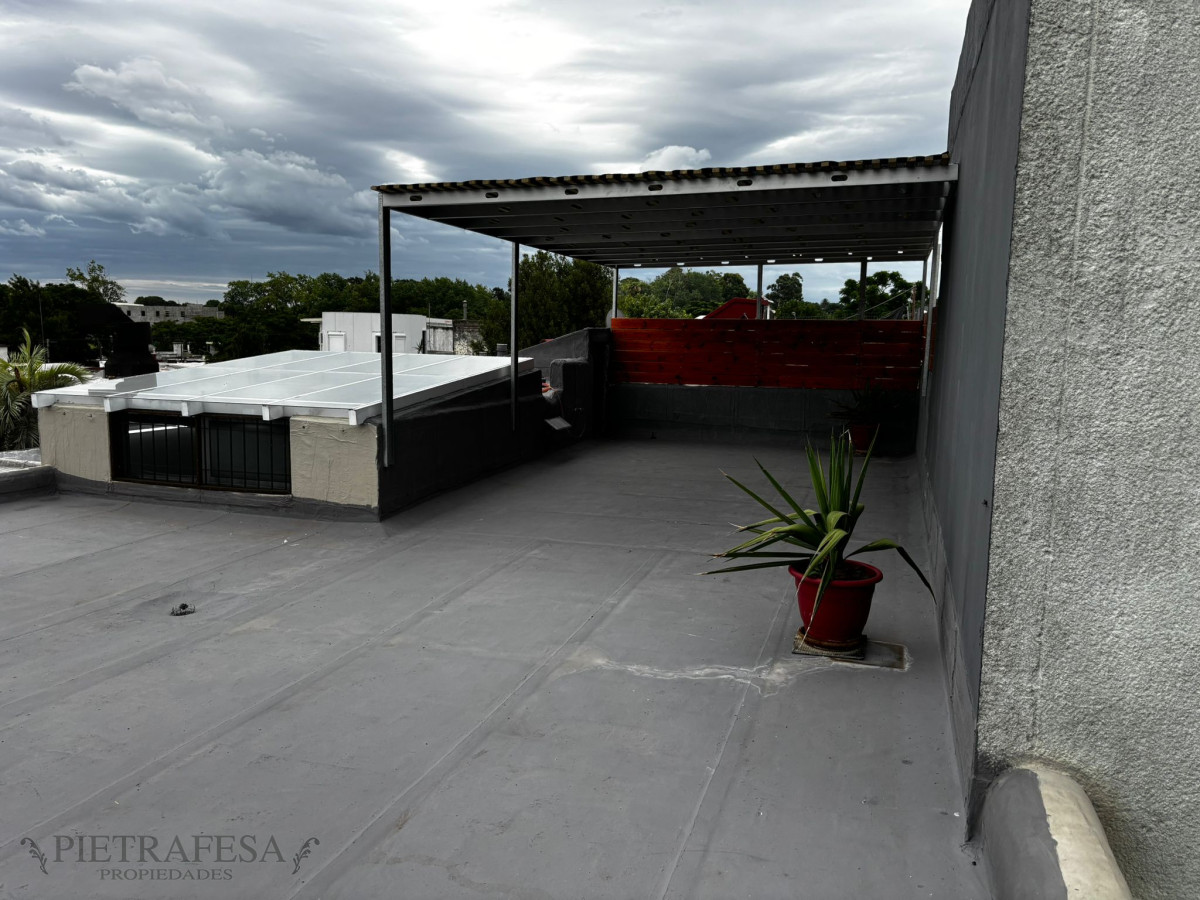 Casa ID.12081 - Casa PH en venta 3 dormitorios, azotea-Pérez Castellanos