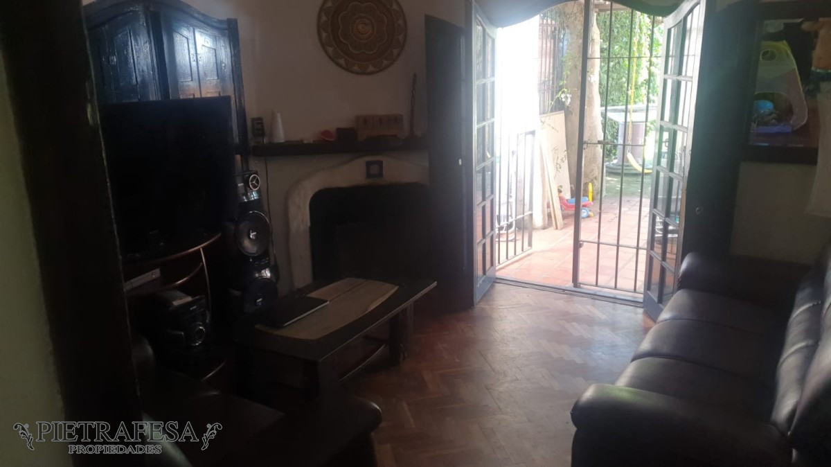 Casa ID.9634 - 2 casas en venta 6dormitorios, 8 baños, fondo-Carrasco Norte
