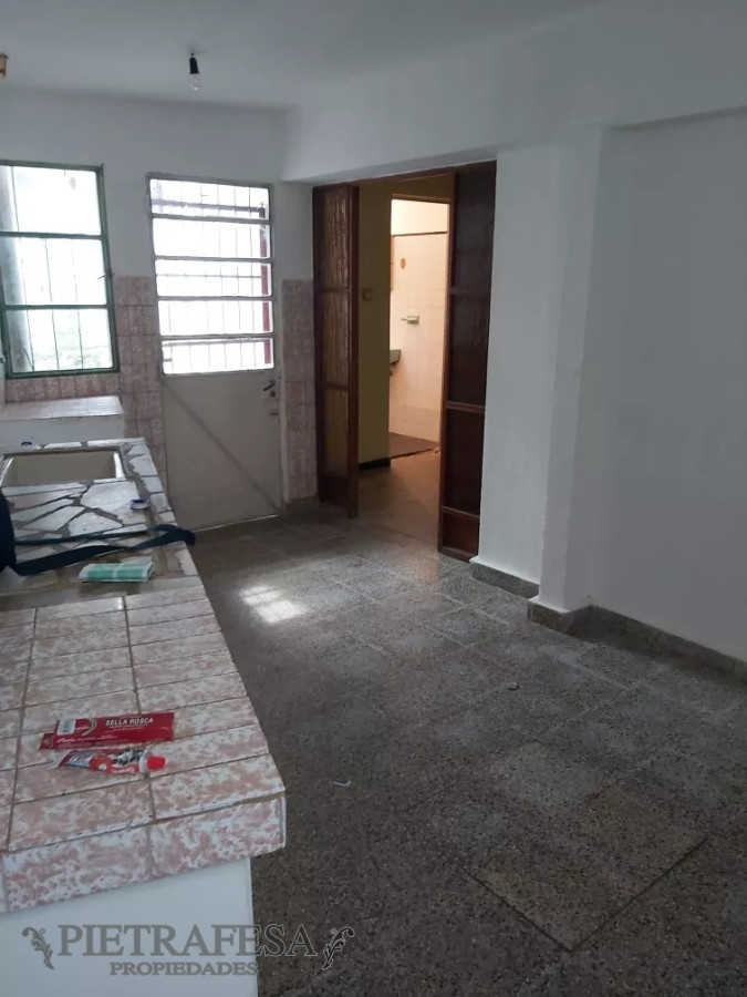 Casa ID.12899 - Casa y apto en venta, 2 dormitorios, patio-Belvedere