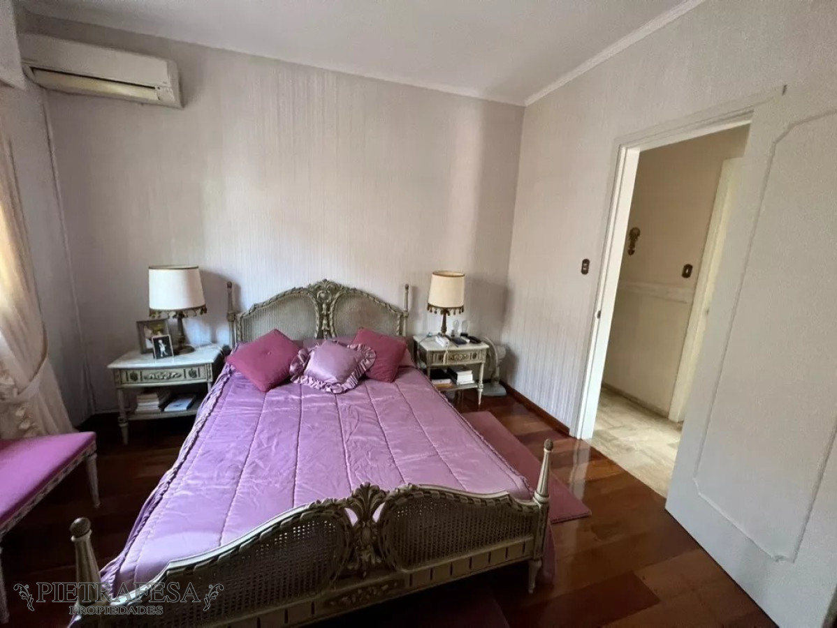 Casa ID.6504 - Casa en venta 3 dormitorios, 2 baños, fondo con parrillero y garaje-Lancasteriana - Carrasco Norte
