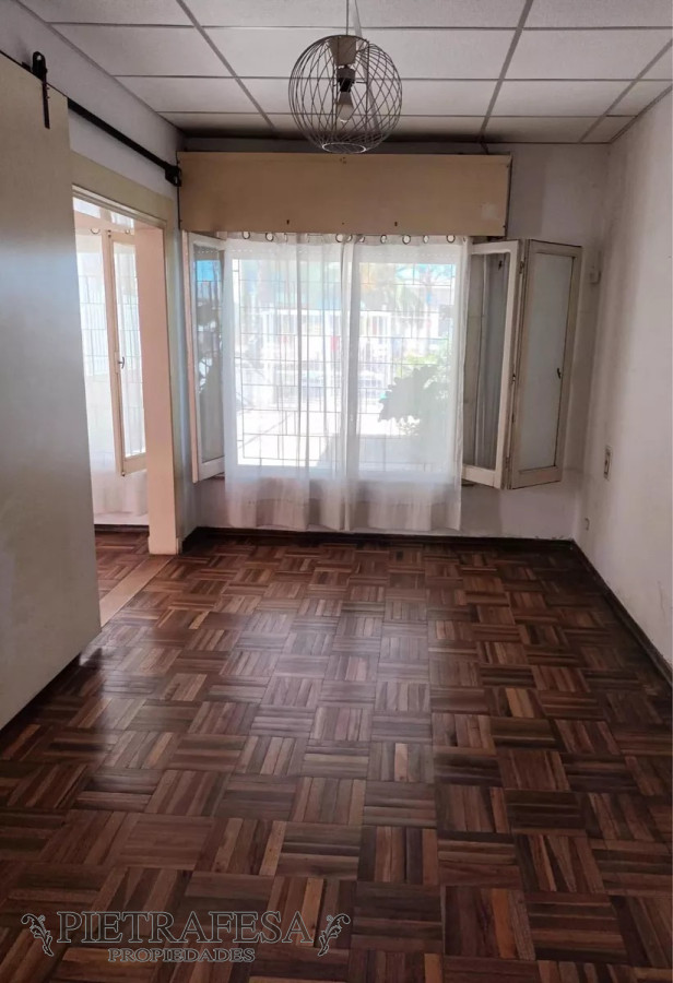Casa ID.12778 - Casa en venta 1 dormitorio, patio, cochera-Piedras Blancas