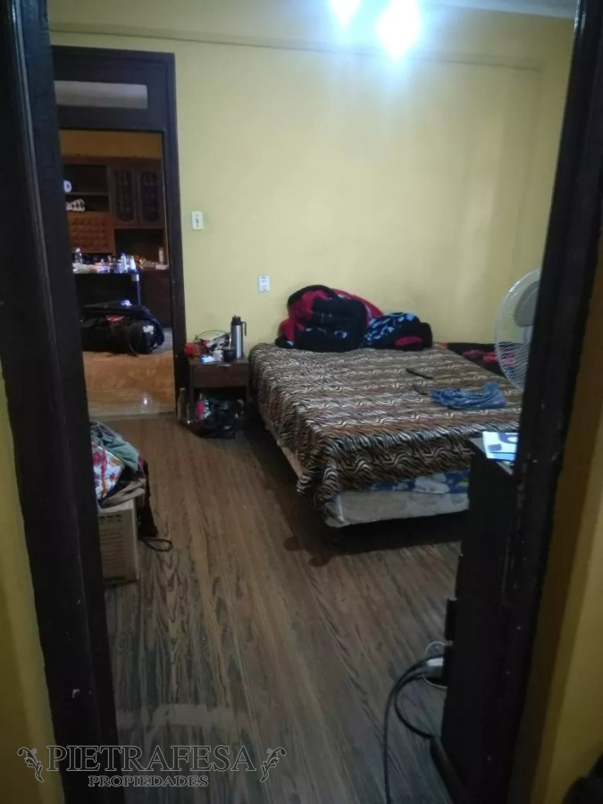 Casa ID.9231 - PH con renta en venta, 2 dormitorios, 1 baño-Tres Cruces