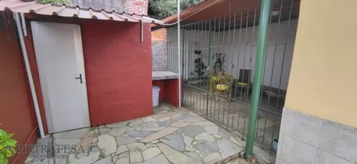Casa ID.11106 - Casa en venta 2 dormitorios, 1 baño, cochera-Maroñas