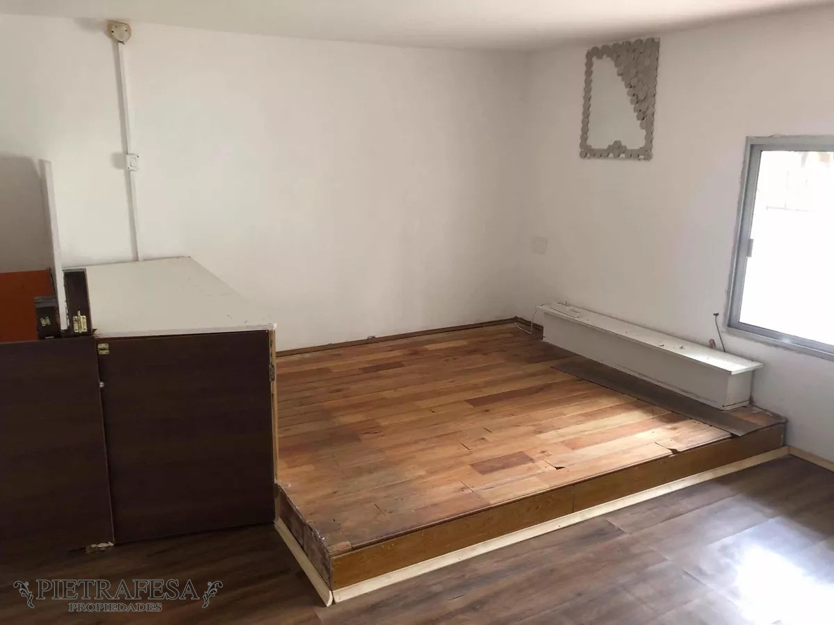 Casa ID.7676 - Casa en venta, Con Renta  3 dormitorios, 1 baño y barbacoa-Antonio Diaz - Prado 