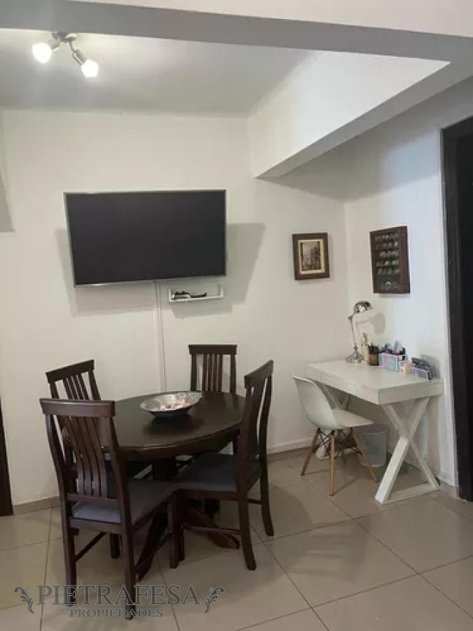 Casa ID.12750 - Casa en venta, 2dormitorios, 1baño, barbacoa. Pocitos.