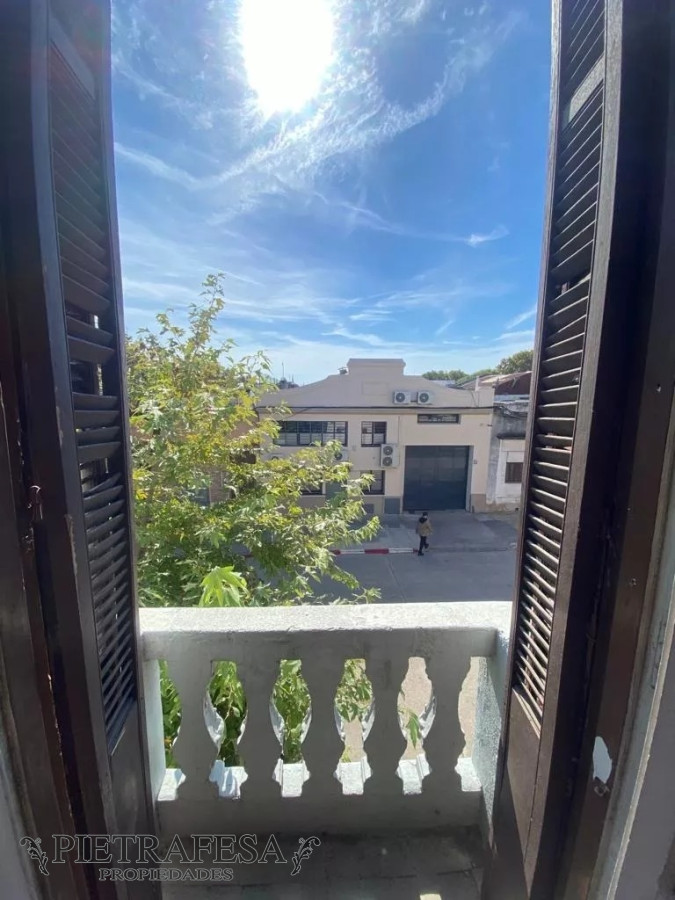 Casa ID.6326 - Casa en venta 4 dormitorios, 1 baño y azotea- General Pagola -Villa Muñoz