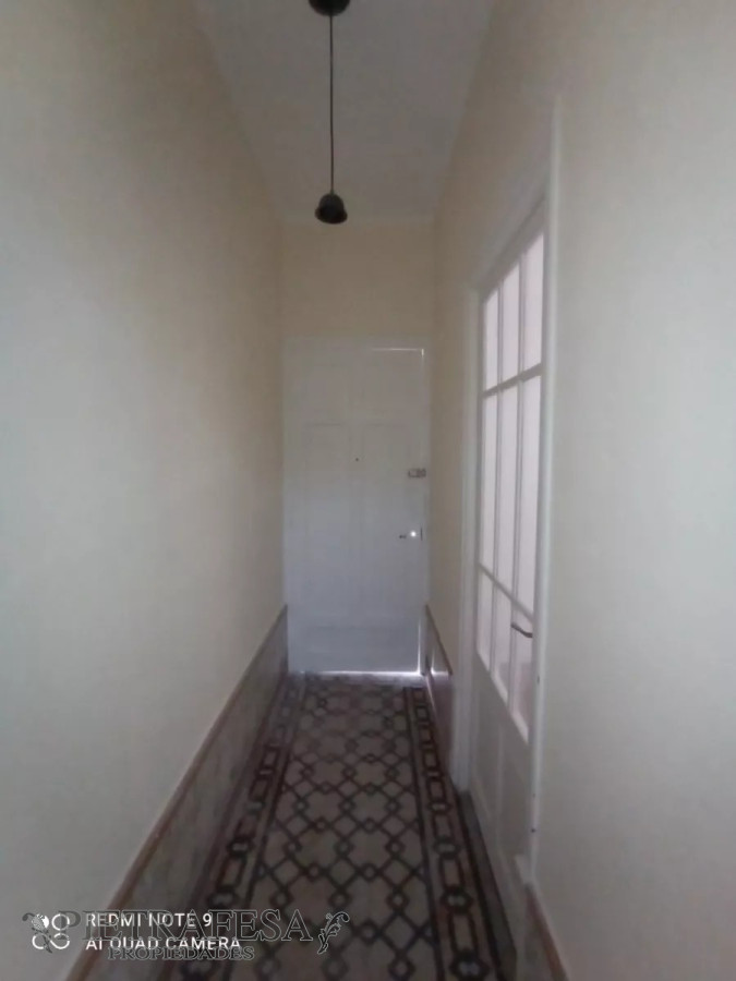 Casa ID.9620 - Casa en venta con renta, 2 dormitorios, 1 baño, patio- Unión.