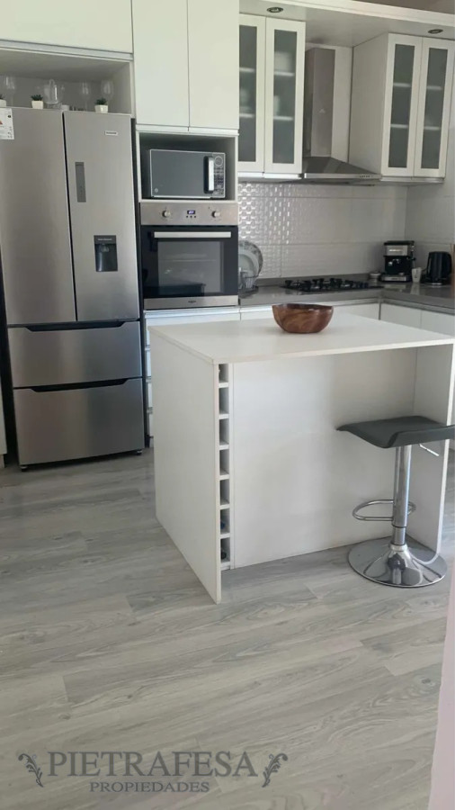 Casa ID.13503 - Casa en venta 1 dormitorios, 2 baños, patio, cochera- Maroñas 