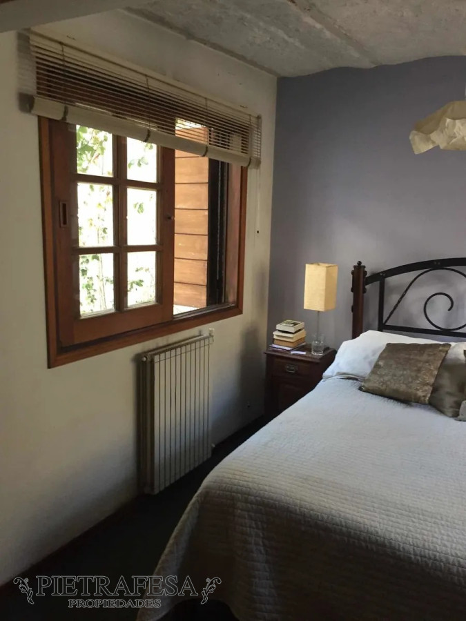 Casa ID.4082 - Casa en venta con renta 3 dormitorios - 4 baños con barbacoa - Cochera - Pablo de Maria - Cordon