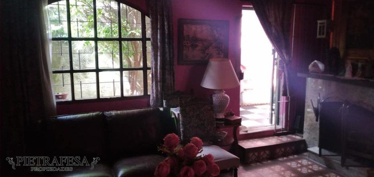 Casa ID.3428 - Casa en venta 3 dormitorios, 2 baños, patio, parrillero y garaje- Euclides Salari-Pérez Castellanos