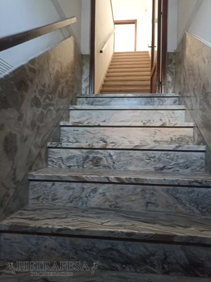 Casa ID.12164 - Casa en venta 4 dormitorios, 2 baños, azotea, unión