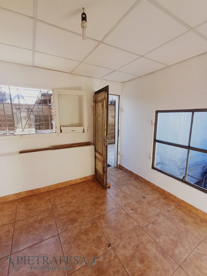 Casa ID.10202 - Casa en venta 3 dormitorios, 1 baño, azotea-Perez Castellanos