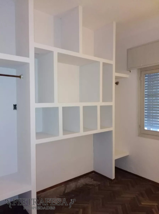 Casa ID.11069 - Casa en venta con renta 3 dormitorios, 2 baños,gje-Colón
