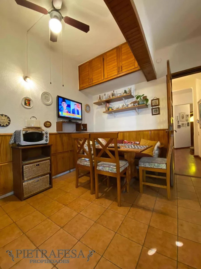Casa ID.7114 - Casa en venta 4 dormitorios, 2 baños, patio y garaje-Aureliano Rodríguez Larreta-Jacinto Vera