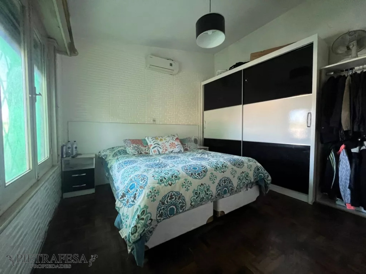 Casa ID.10986 - Casa en venta, 3 dorm, 3 baños, fondo, barbacoa, cochera