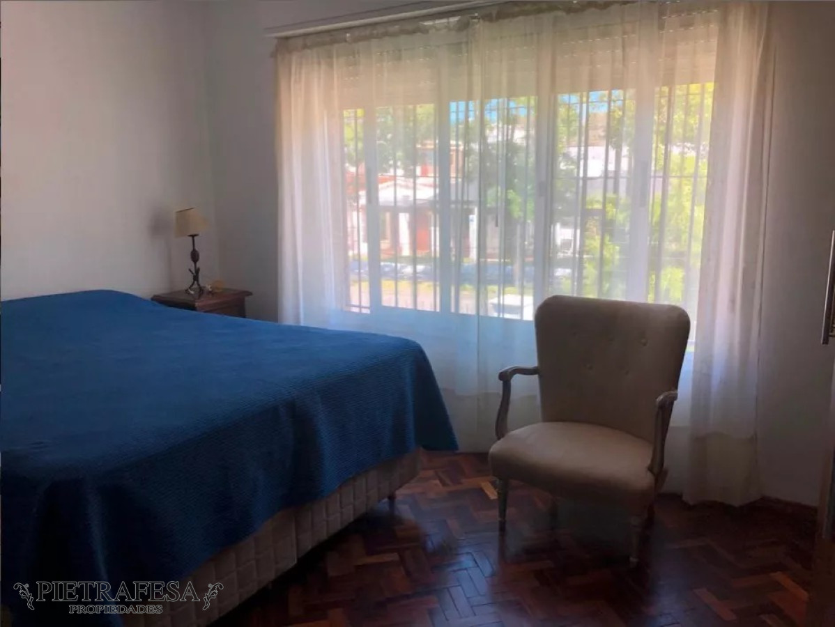 Casa ID.10464 - Casa en venta 3 dormitorios, 2 baños, patio, gje-Malvin 