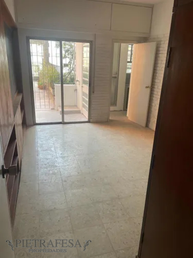 Casa ID.13690 - Casa en alquiler, 3dormitorios, 3baños, garaje, terraza. Puerto del Buceo.