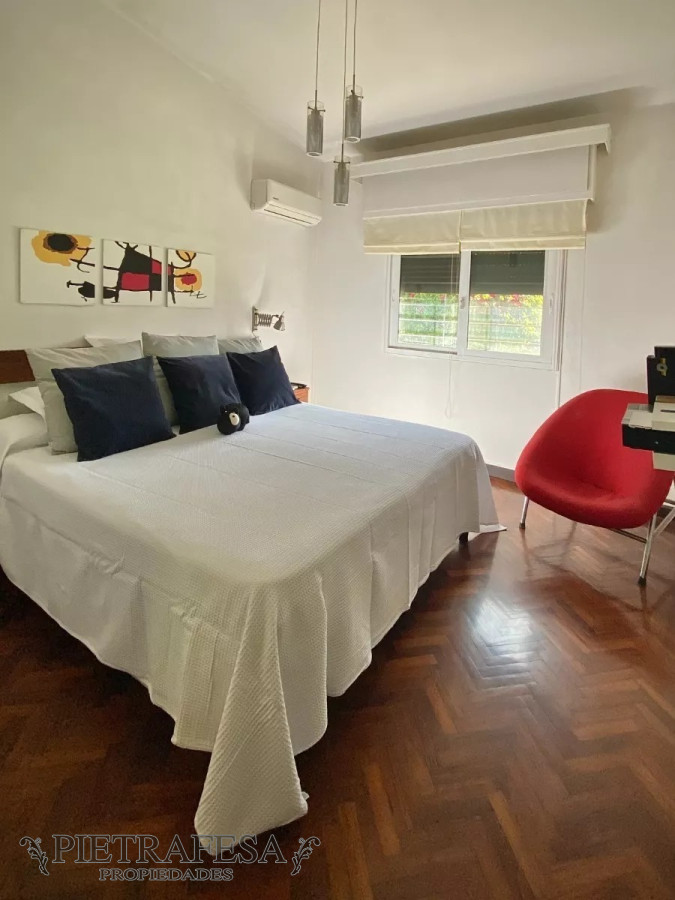 Casa ID.6238 - Casa en venta 3 dormitorios, 3 baños, fondo con barbacoa, piscina y garaje-Lancasteriana-Carrasco Norte