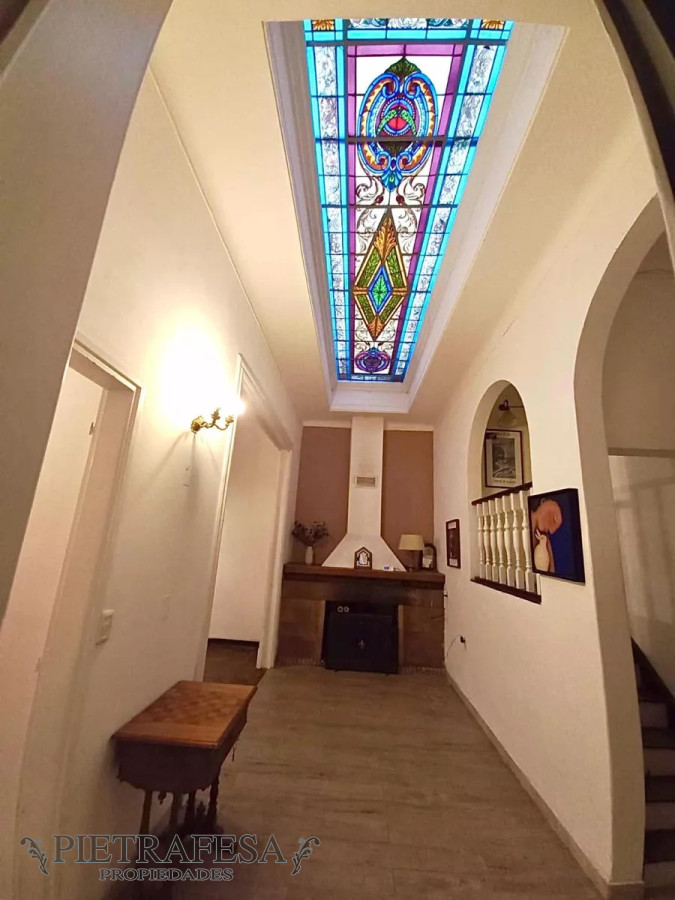 Casa ID.6952 - Casa en alquiler, 7 dormitorios, 4 baño, patio, garaje, Joaquín Núñez, Punta Carretas.