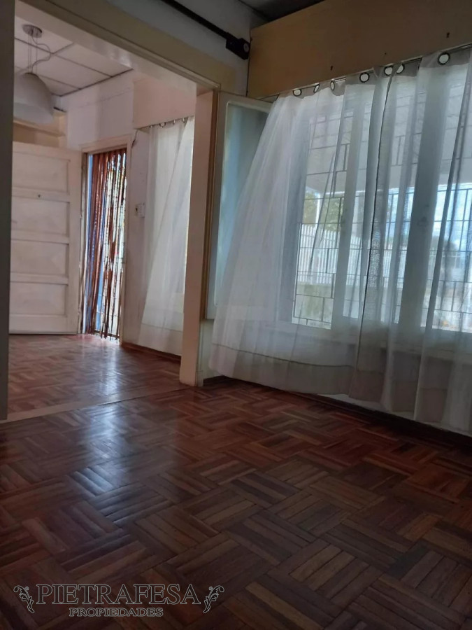 Casa ID.12778 - Casa en venta 1 dormitorio, patio, cochera-Piedras Blancas