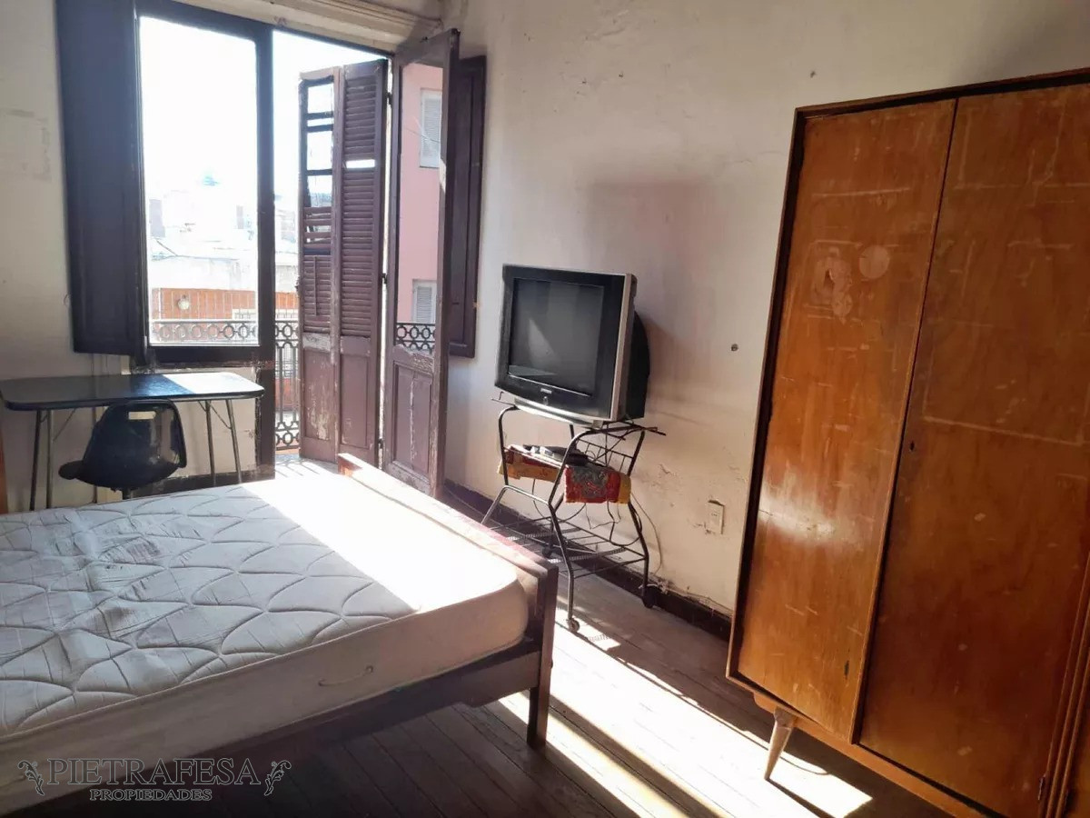 Casa ID.10267 - Casa en venta 4 dormitorios, 2 baños, azotea-Centro
