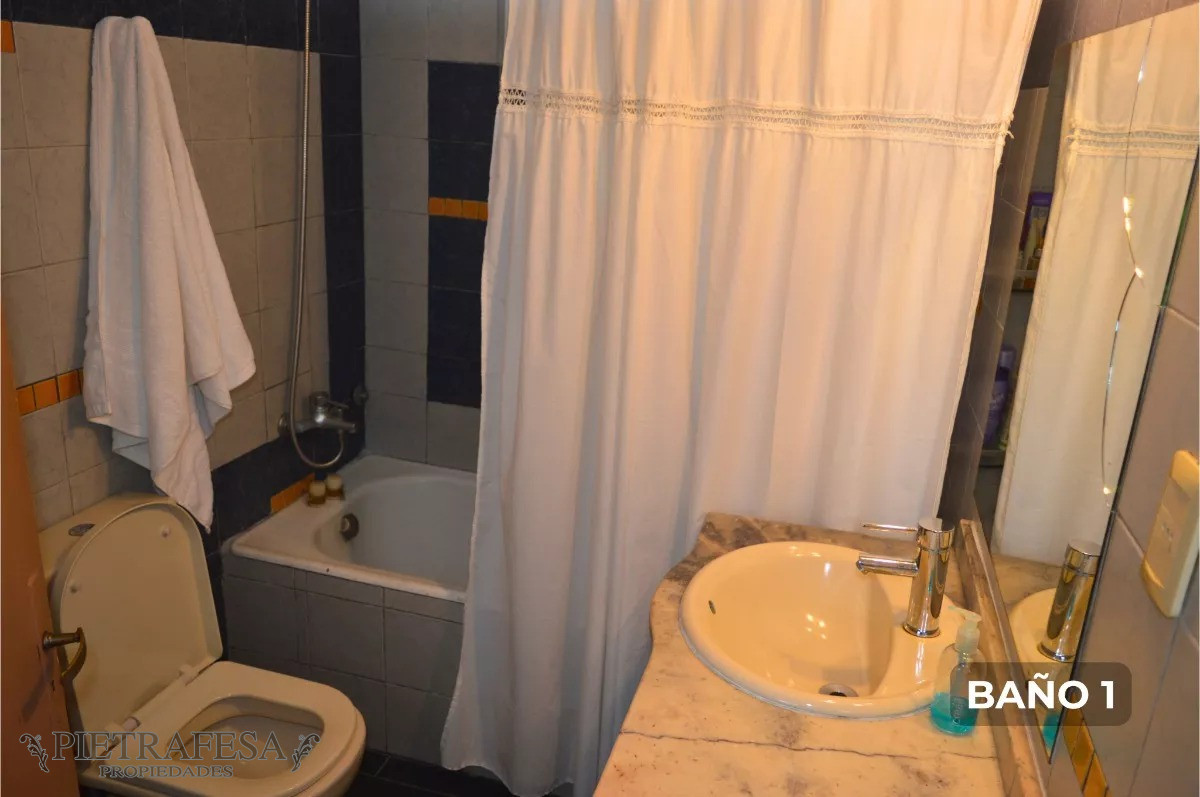 Casa ID.11661 - Casa en venta 4 dorm, 3 baños, barbacoa, gje-Malvin 