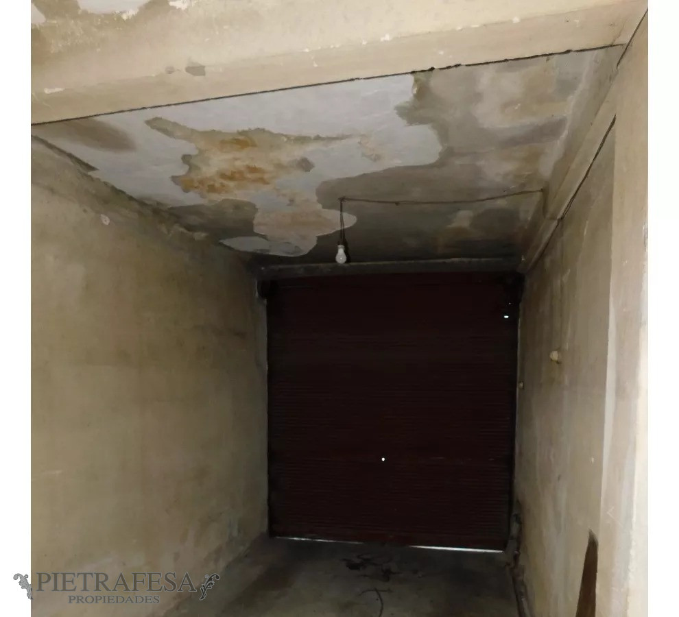 Casa ID.9412 - 3 casas a reciclar en venta, 5 dormitorios, 3 baños-Cordón