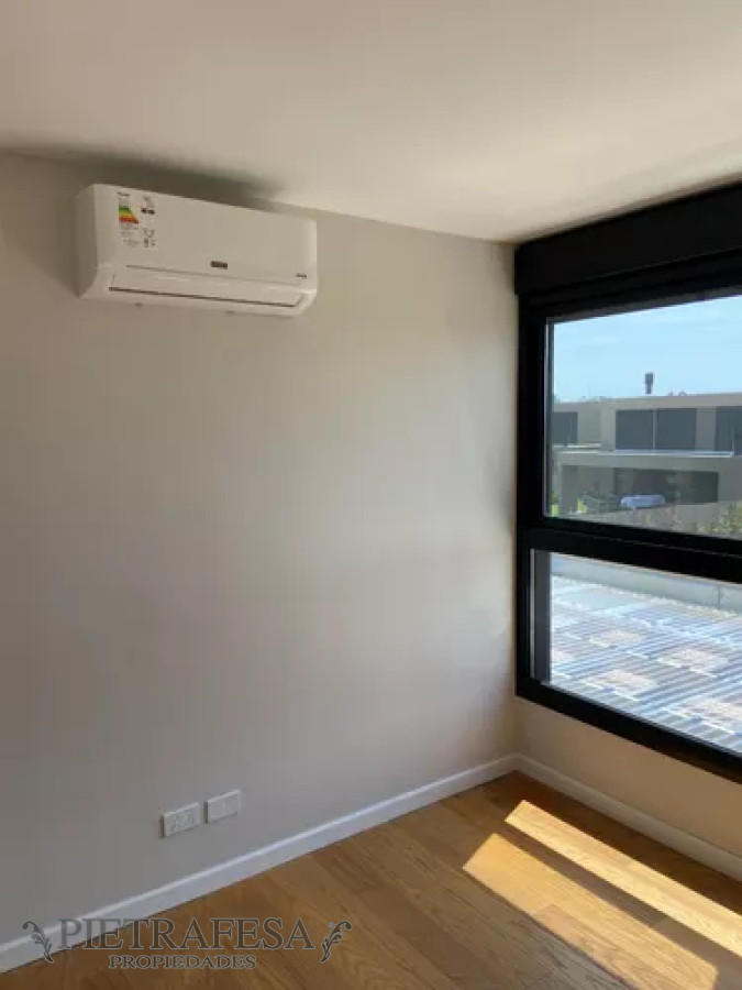 Casa ID.11399 - Casa en alquiler, 3dorm, 3baños, patio, cochera. Huertas de la Tahona.
