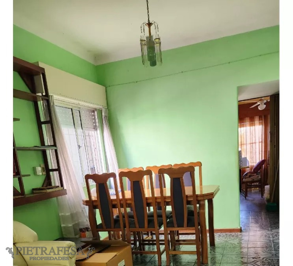 Casa ID.6880 - 2 casas en venta 4 dormitorios, 2 baños, patio, barbacoa y cochera-Termópilas - Brazo Oriental