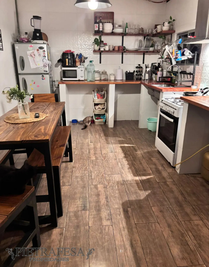 Casa ID.12700 - Casa en venta, 3dormitorios, 1baño, patio, cochera, barbacoa. Flor de Maroñas.