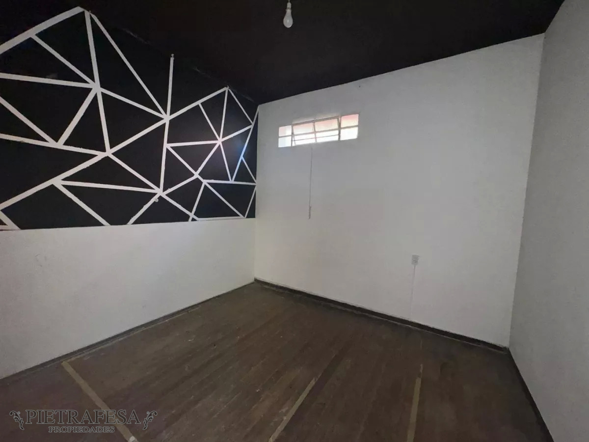 Casa ID.11230 - Casa en venta, 3 dormitorios, 1 baño, patio, azotea con parrillero - Buceo
