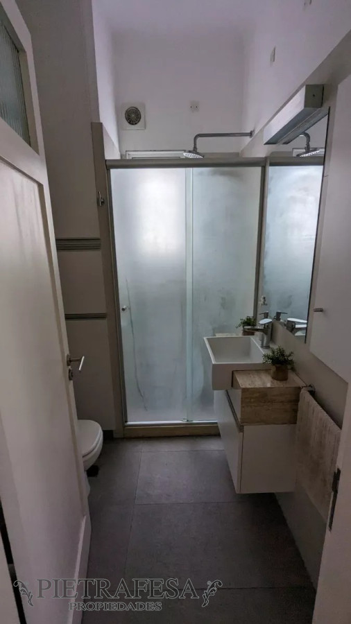 Casa ID.9451 - Casa en venta 3 dormitorios, 2 baños, azotea- Pocitos