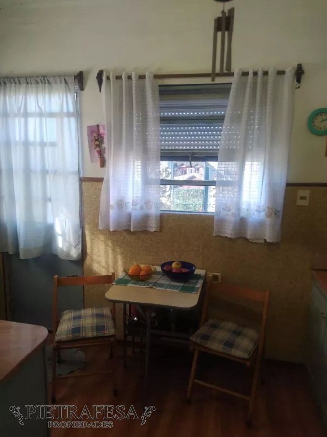 Casa ID.12089 - Casa en venta 2 dormitorios, garaje, terraza-Cerrito