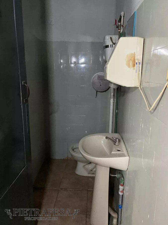 Casa ID.12354 - Casa y local a reciclar en venta, 2 dormitorios- La Teja 