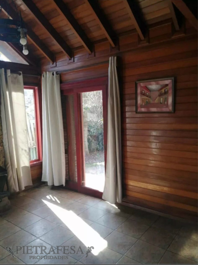 Casa ID.13133 - Casa en venta 4 dormitorios, jardin cochera-Lezica