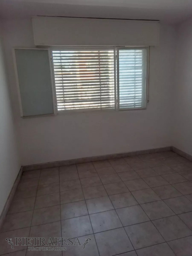 Casa ID.12408 - Casa en venta 2 dorm, 1 baño, cochera-Maroñas