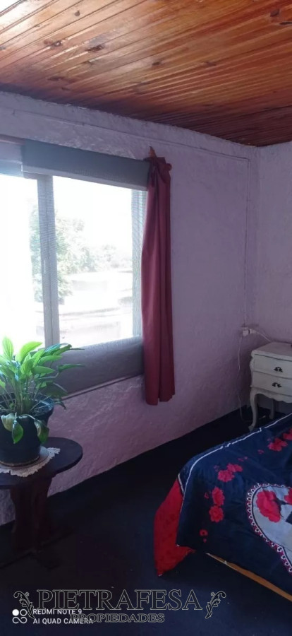 Casa ID.5826 - Casa en venta con renta 2 dormitorios, 2 baños y azotea con parrillero-Juan Arteaga- Cerrito