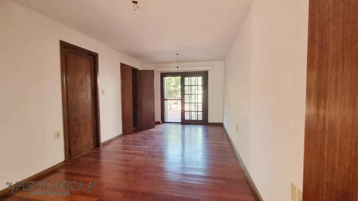 Casa ID.13780 - Casa en venta 3 dormitorios, 3 baños, patio-Carrasco 