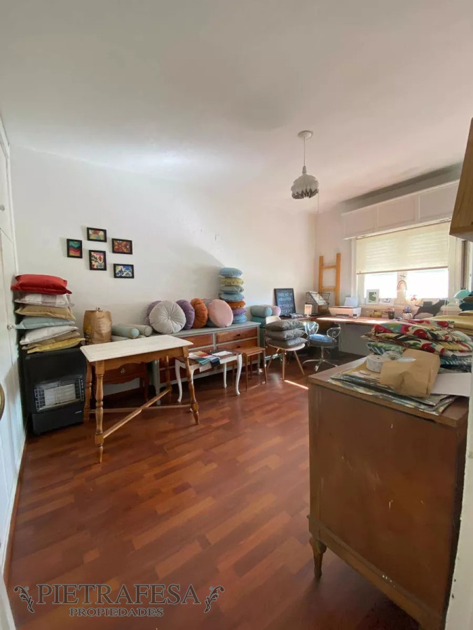 Casa ID.7114 - Casa en venta 4 dormitorios, 2 baños, patio y garaje-Aureliano Rodríguez Larreta-Jacinto Vera