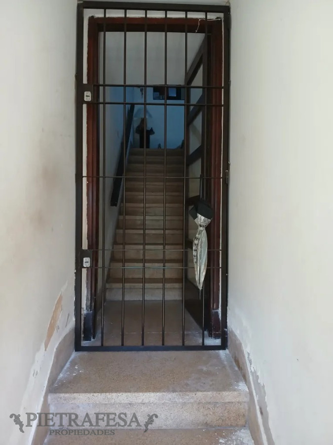Casa ID.13465 - Casa en venta 3 dormitorios, 2 baño, azotea-La Comercial