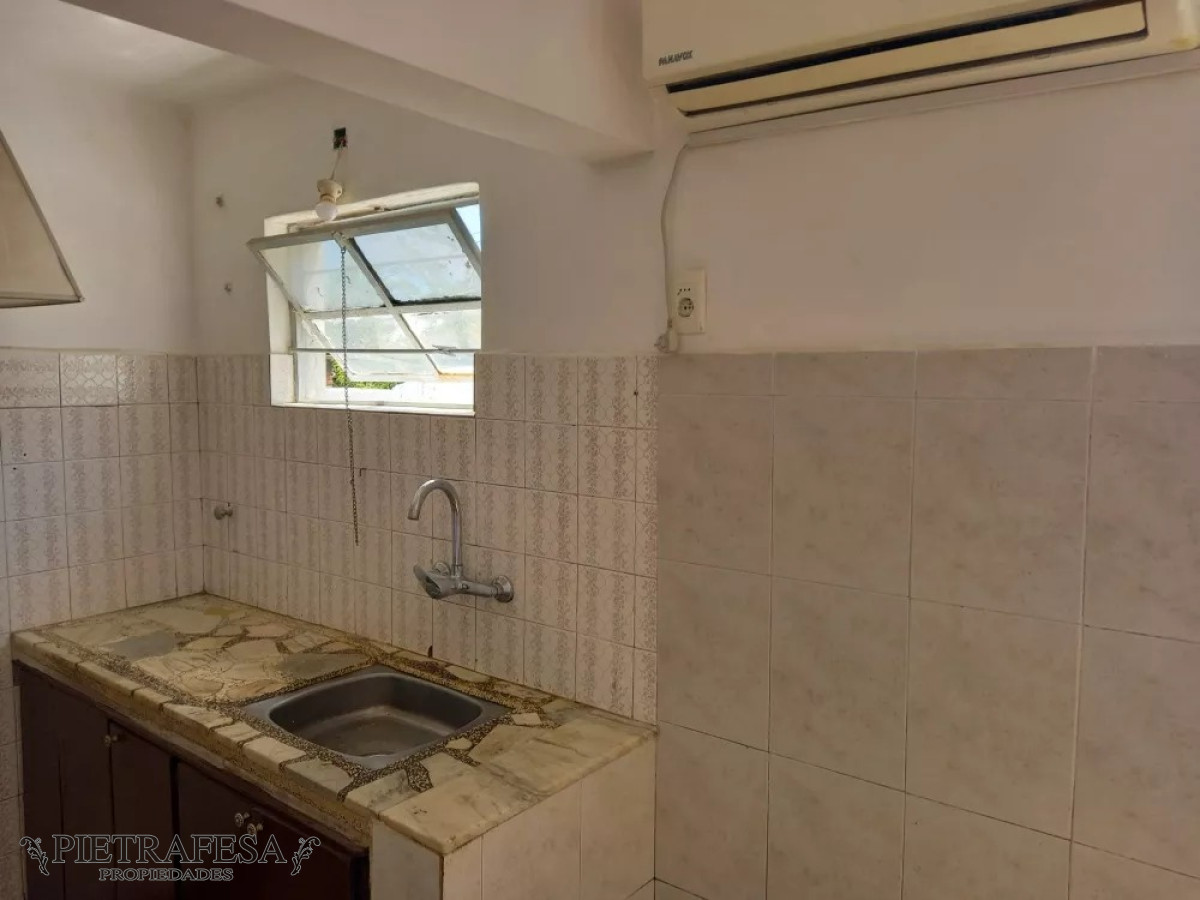 Casa ID.8386 - Casa en venta 3 dormitorios, 1 baño, patio y azotea-Ing Manuel Rodríguez Correa-Aires Puros
