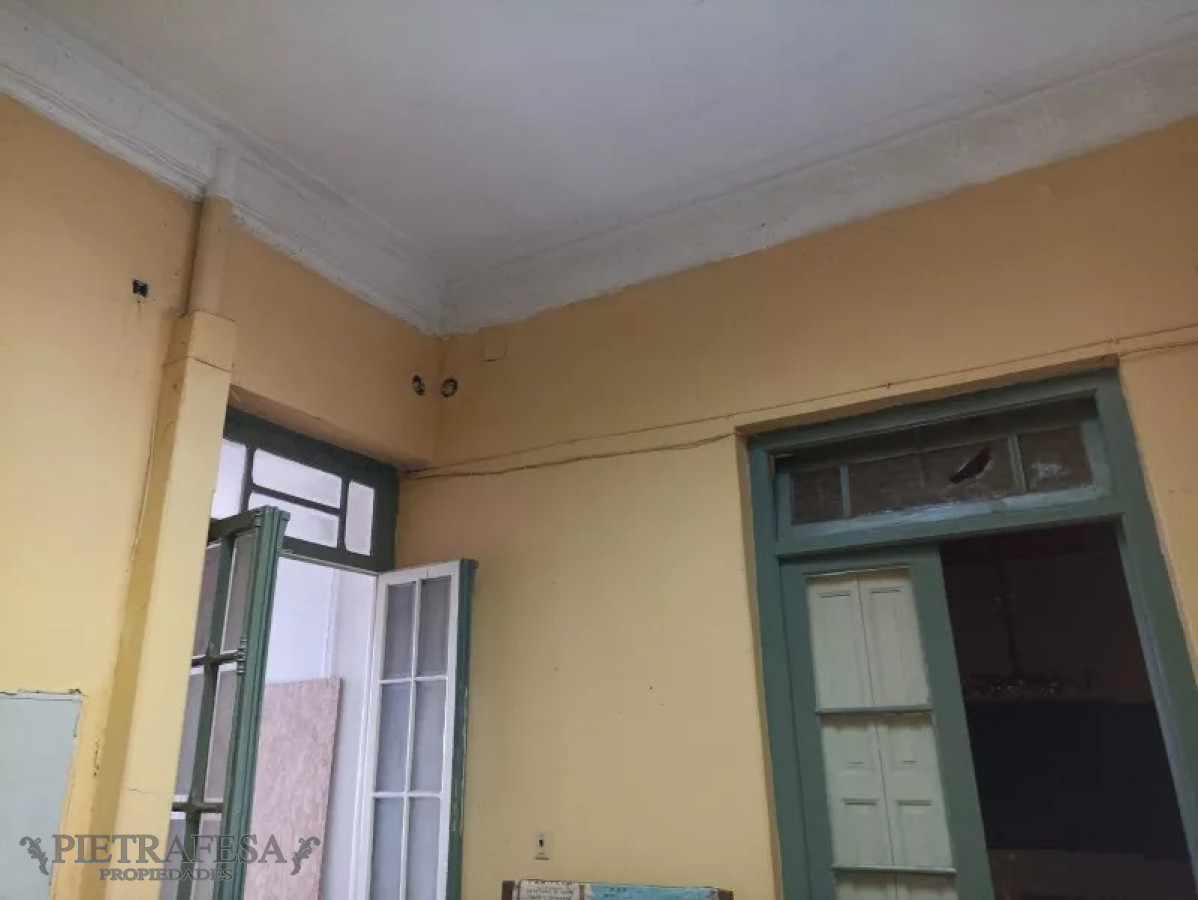 Casa ID.11035 - Casa en venta 4 dormitorios, 2 baños, patio-Reducto