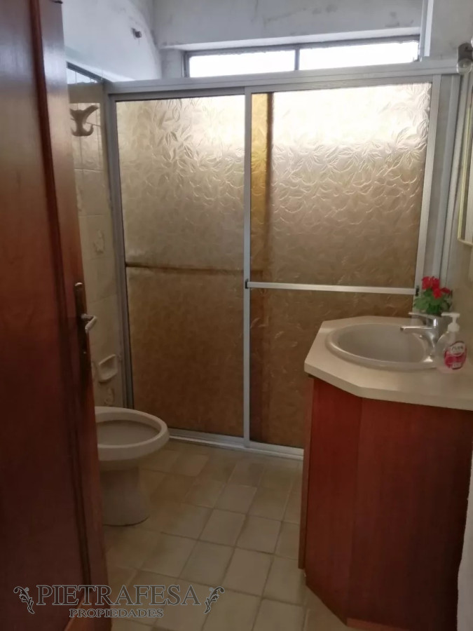 Casa ID.8028 - Casa en venta 2 dormitorios, 2 baños, patio y garaje-Gaboto-Cordón