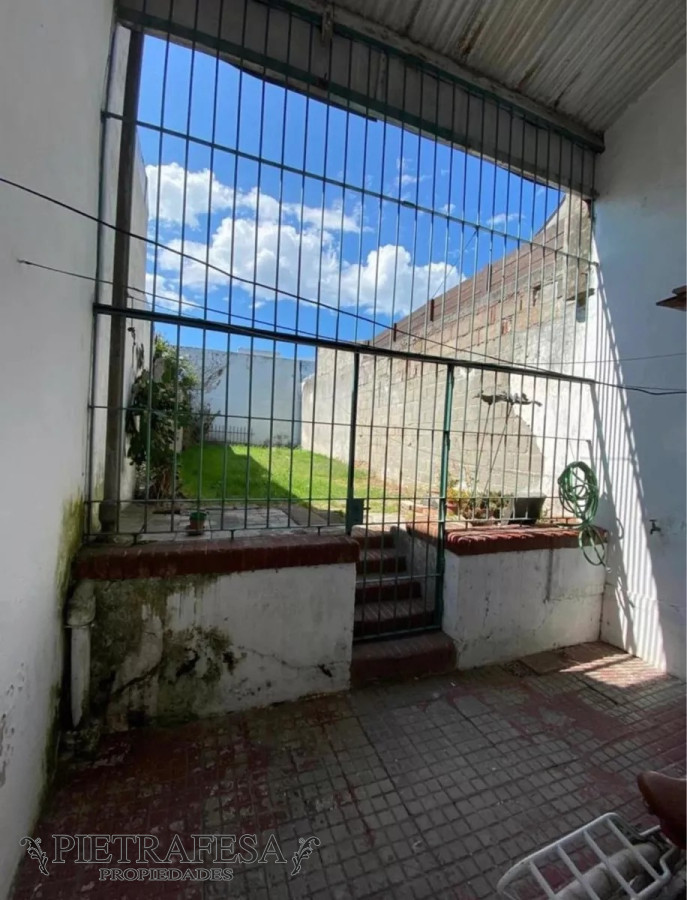 Casa ID.6919 - Casa en venta 3 dormitorios, 1 baño y fondo-Dolores Pereira De Rosell -Parque Batlle