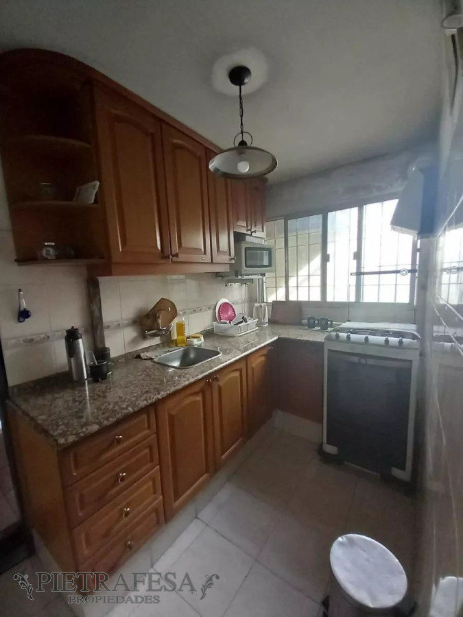 Casa ID.8210 - 2 casas en venta, 4 dormitorios, 2 baños, barbacoa, garaje- Avenida General Eugenio Garzón -Conciliación